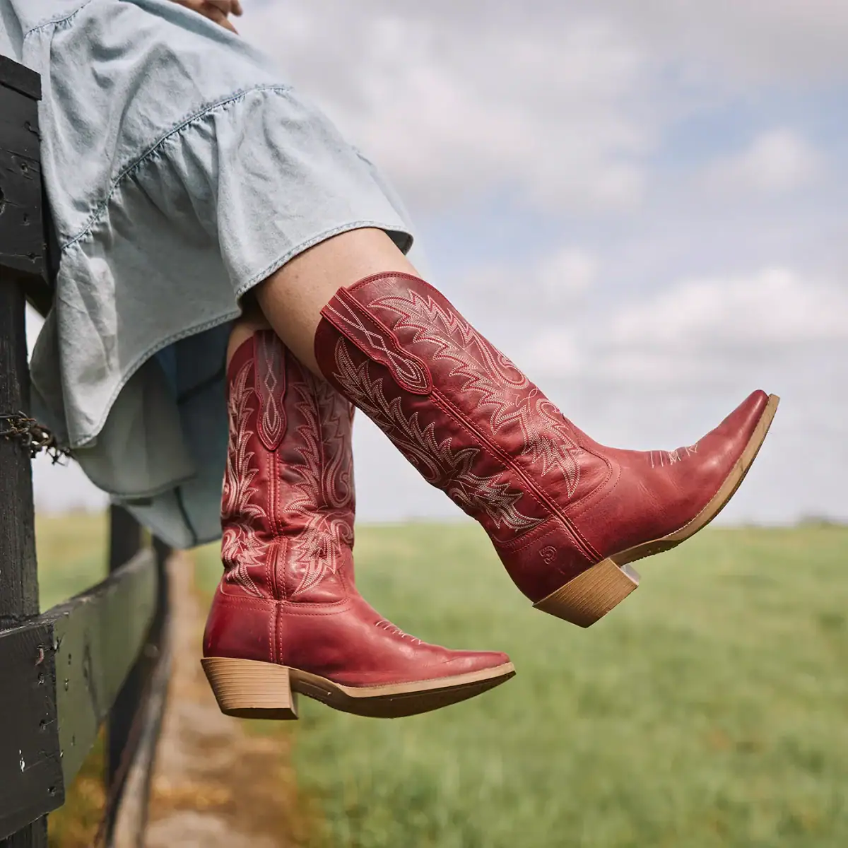 Game Day Time: Outfits The Whole Family Will Love To Wear To A Football Game 74 Daily Mom, Magazine For Families