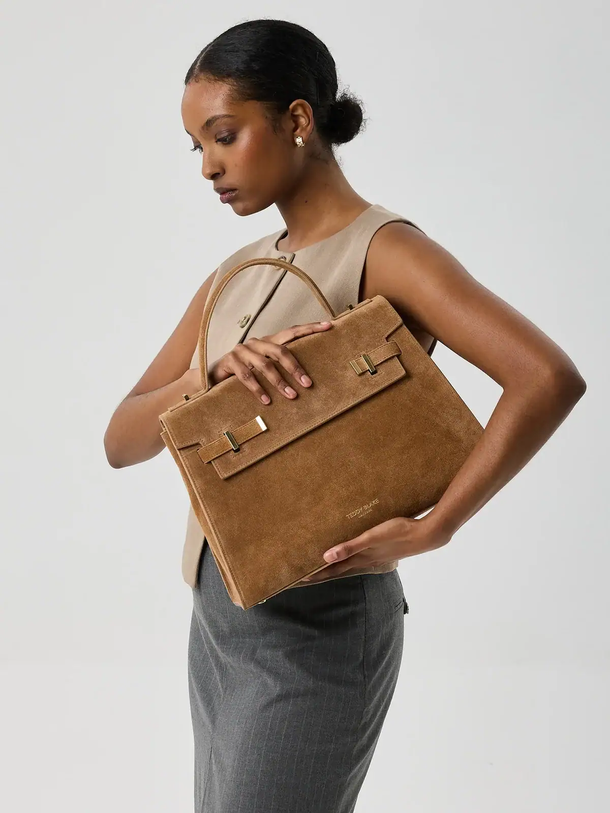 Fall Mom Uniform Ideas: Stylish Outfits &Amp; Clothes For Busy Moms Who Need A Go-To Look This Season 29 Daily Mom, Magazine For Families