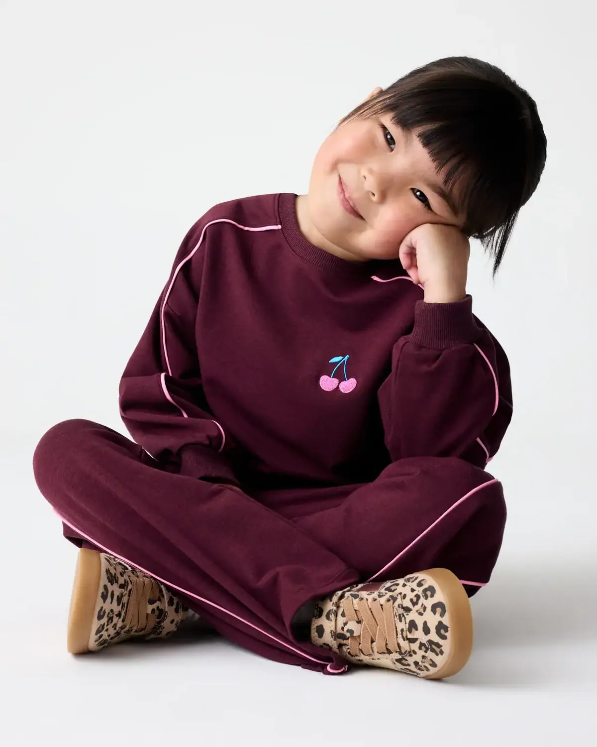 Fall Mom Uniform Ideas: Stylish Outfits &Amp; Clothes For Busy Moms Who Need A Go-To Look This Season 116 Daily Mom, Magazine For Families