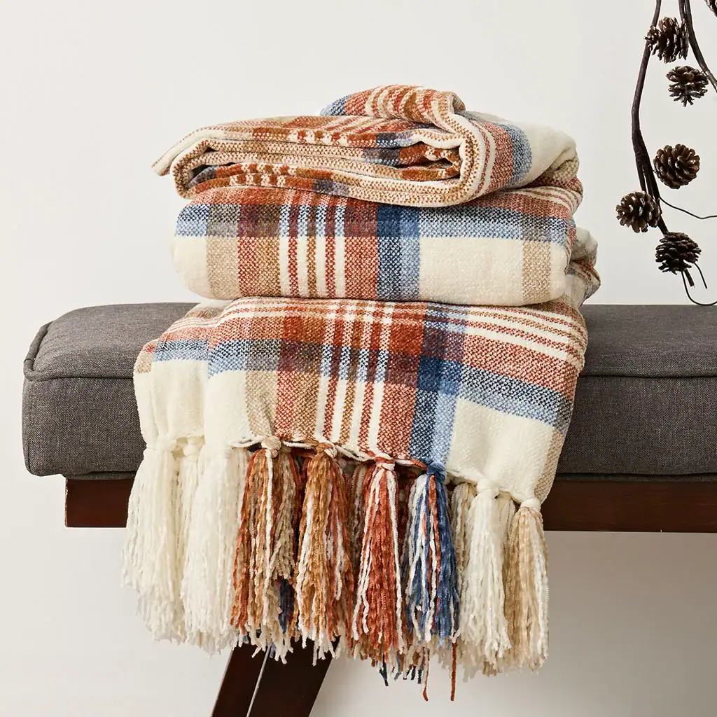 Fall Decorations For Home: Easy Fall Decorating Ideas, Cozy Fall Decor Ideas &Amp; Products, &Amp; Ways To Decorate Your Home For Autumn 26 Daily Mom, Magazine For Families