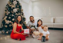 Gifts for Moms: Best Christmas Gift Ideas for the Mom Who Deserves Something Thoughtful