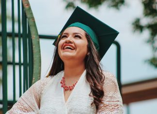 Make College Affordable: Tips For Finding College Scholarships
