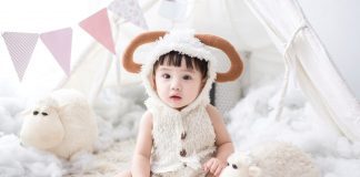 10 Adorable Costumes For Pre-walkers